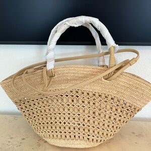 Justine Basket